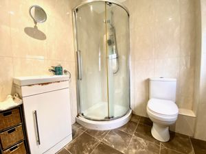 En-Suite- click for photo gallery